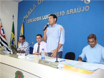 Prefeito Luizão presente na 1ª Sessão do ano.